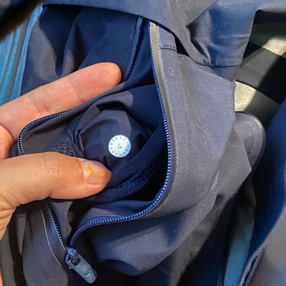 LULULEMON RAIN HAVEN JACKET - Picture 8 of 8